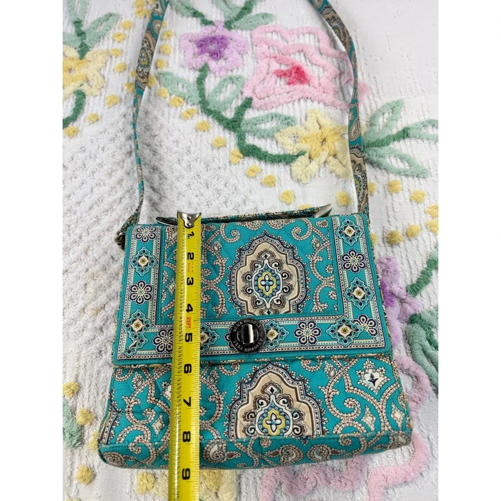 Vera Bradley Shoulder Bag Teal Paisley Pattern Flap‎ Top Closure - Picture 2 of 8